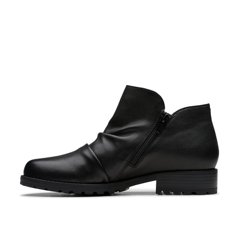 Clarks Nissini Top Waterproof 26180472 Womens Black Wide Ankle & Booties Boots