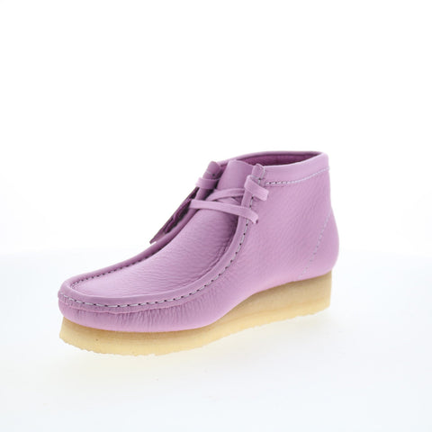 Clarks Wallabee Boot 26180648 Womens Purple Leather Lace Up Chukkas Boots