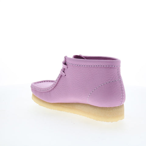 Clarks Wallabee Boot 26180648 Womens Purple Leather Lace Up Chukkas Boots