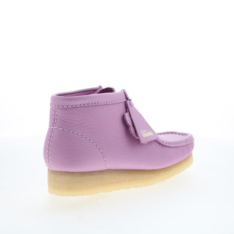 Clarks Wallabee Boot 26180648 Womens Purple Leather Lace Up Chukkas Boots