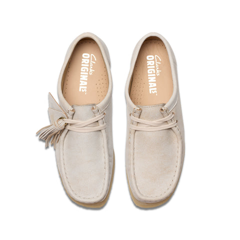 Clarks Wallabee 26181115 Womens White Suede Lace Up Oxford Flats Shoes