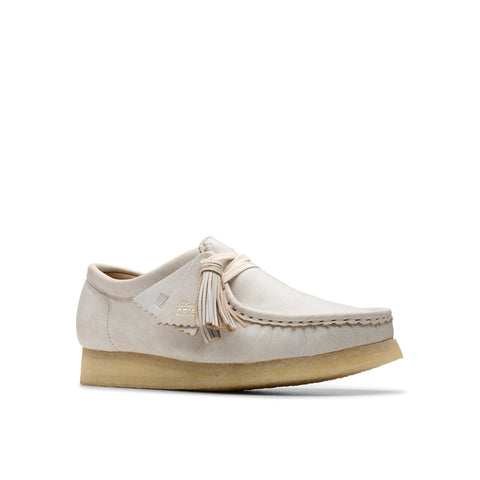 Clarks Wallabee 26181115 Womens White Suede Lace Up Oxford Flats Shoes