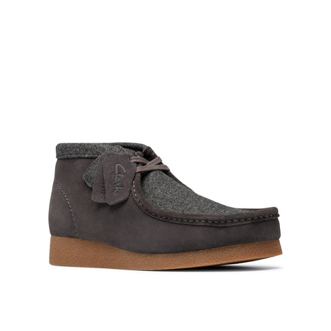 Clarks Wallabee EVO Boot 26183994 Mens Gray Suede Lace Up Chukkas Boots