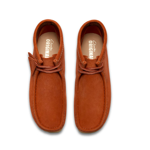 Clarks Wallabee Boot 26185643 Mens Orange Suede Lace Up Chukkas Boots