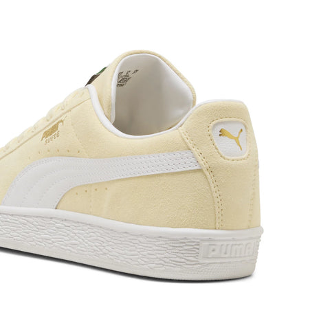 Puma Suede Classic 39978142 Mens Yellow Suede Lifestyle Sneakers Shoes