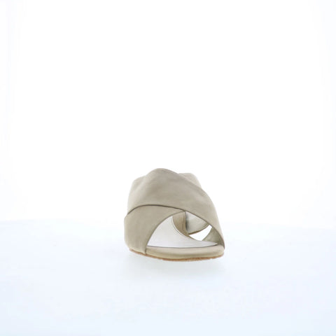 Ros Hommerson Va Va Voom 67033-34 Womens Beige Extra Wide Heeled Sandals Shoes