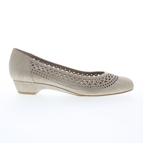 Ros Hommerson Tina 74029-73 Womens Beige Extra Wide Heels Pumps Shoes
