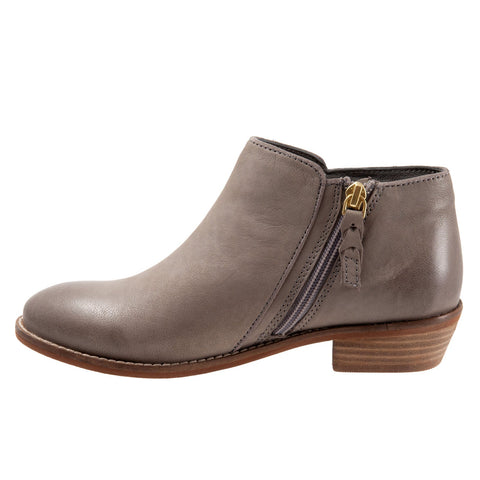 Softwalk Rocklin S1457-050 Womens Gray Extra Wide Ankle & Booties Boots