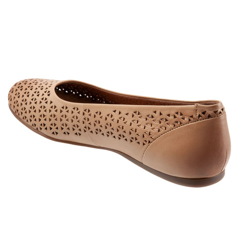 Softwalk Sonoma S1862-213 Womens Brown Wide Leather Ballet Flats Shoes