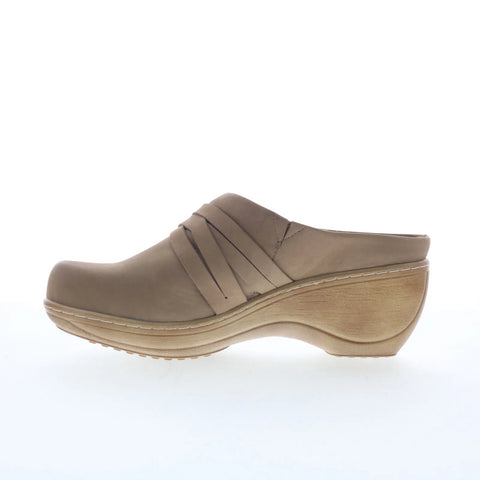 Softwalk Mackay S2226-118 Womens Brown Nubuck Slip On Clog Sandals Shoes