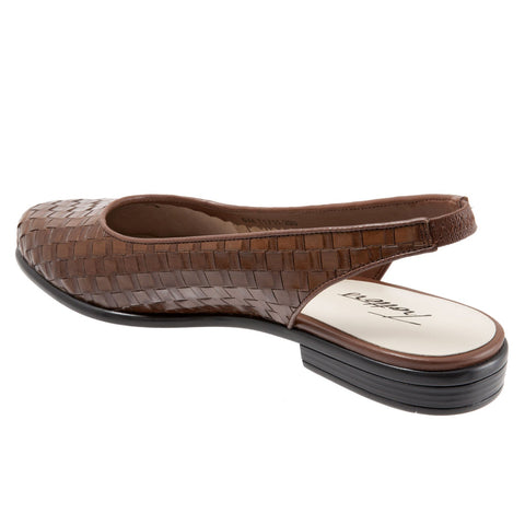 Trotters Lucy T1711-206 Womens Brown Narrow Leather Slingback Flats Shoes