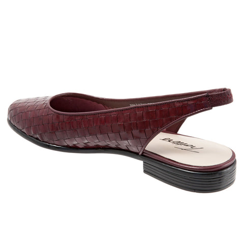 Trotters Lucy T1711-755 Womens Burgundy Wide Leather Slingback Flats Shoes