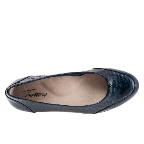 Trotters Arnello T1751-408 Womens Blue Leather Slip On Loafer Flats Shoes