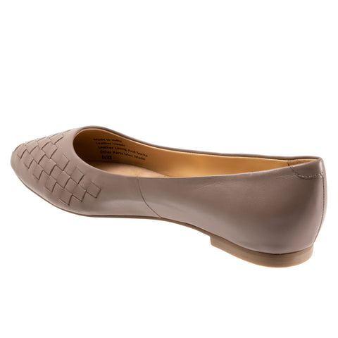 Trotters Estee Woven T1769-117 Womens Brown Extra Wide Loafer Flats Shoes