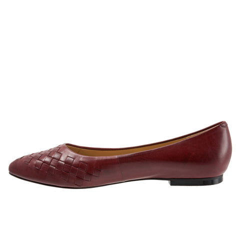 Trotters Estee Woven T1769-601 Womens Red Wide Loafer Flats Shoes