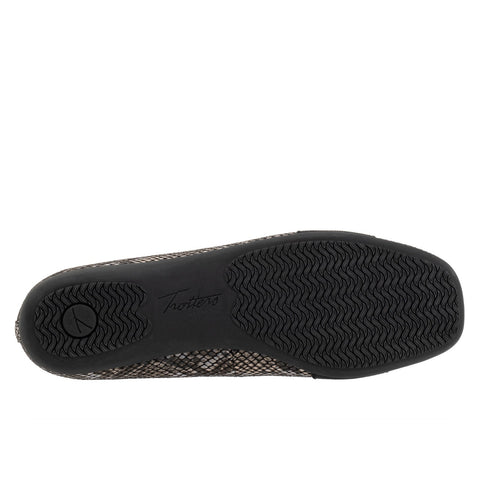 Trotters Samantha T1812-018 Womens Black Wide Leather Ballet Flats Shoes