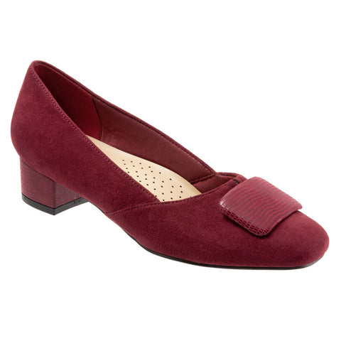 Trotters Delse T1852-601 Womens Red Wide Suede Pumps Heels Shoes