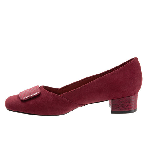 Trotters Delse T1852-601 Womens Red Extra Wide Suede Pumps Heels Shoes