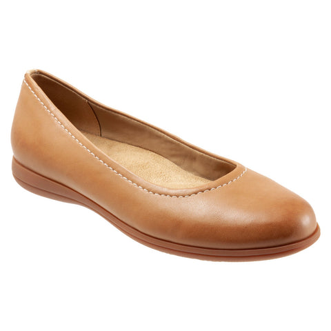 Trotters Darcey T1904-253 Womens Brown Leather Slip On Ballet Flats Shoes