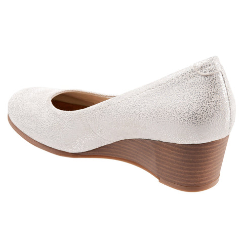 Trotters Winnie T1965-168 Womens White Narrow Leather Pumps Heels Shoes