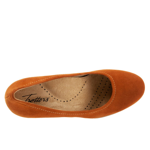 Trotters Winnie T1965-220 Womens Brown Narrow Leather Wedges Heels Shoes