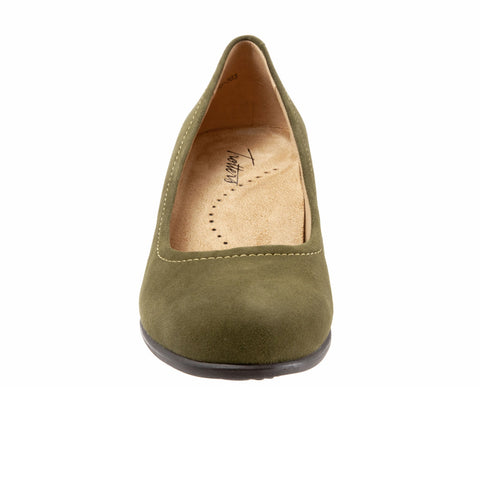 Trotters Winnie T1965-303 Womens Green Wide Suede Slip On Pumps Heels Shoes