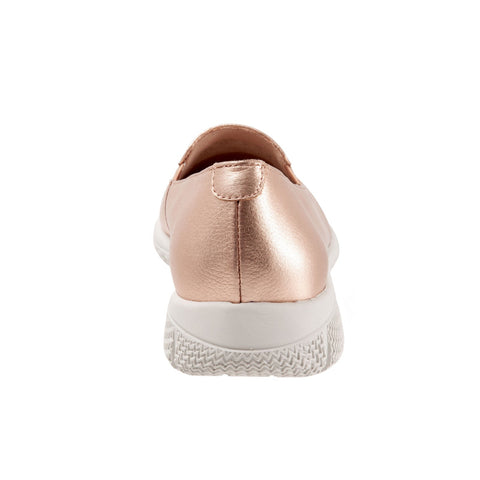 Trotters Universal T2110-720 Womens Gold Leather Slip On Loafer Flats Shoes