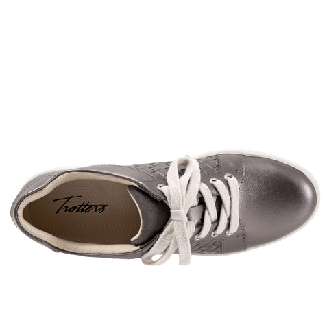 Trotters Adore T2117-033 Womens Silver Narrow Lifestyle Sneakers Shoes