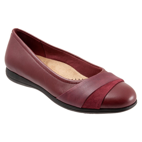 Trotters Danni T2155-601 Womens Red Leather Slip On Ballet Flats Shoes