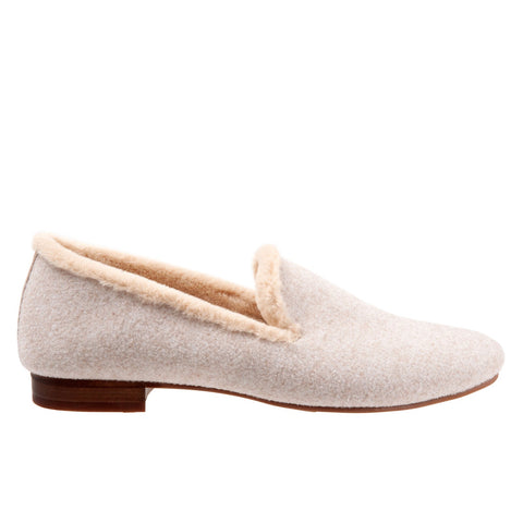 Trotters Glory T2160-156 Womens Beige Wide Leather Slip On Loafer Flats Shoes