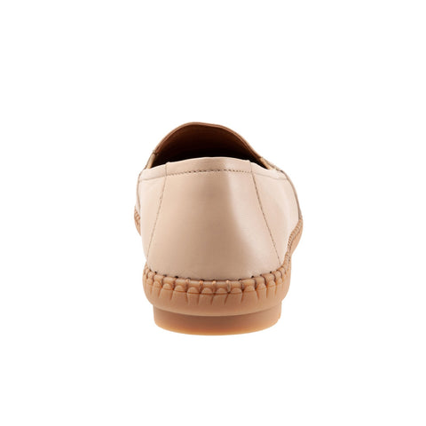 Trotters Remi T2208-138 Womens Beige Wide Leather Slip On Loafer Flats Shoes