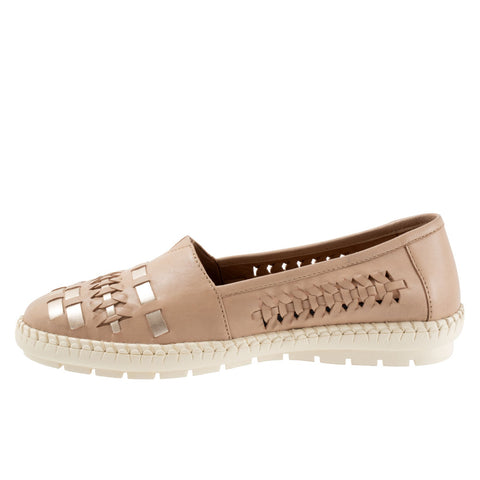 Trotters Rory T2209-140 Womens Beige Wide Leather Slip On Loafer Flats Shoes