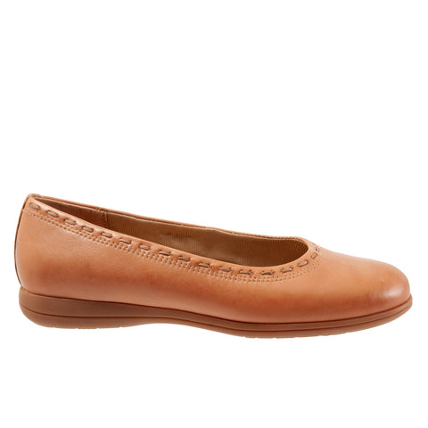 Trotters Dixie T2217-215 Womens Brown Extra Wide Leather Ballet Flats Shoes