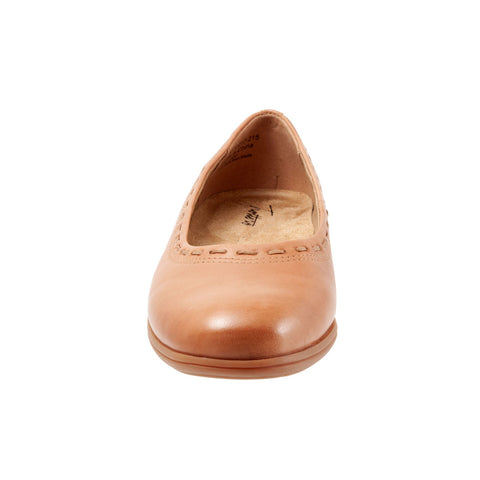 Trotters Dixie T2217-215 Womens Brown Extra Wide Leather Ballet Flats Shoes
