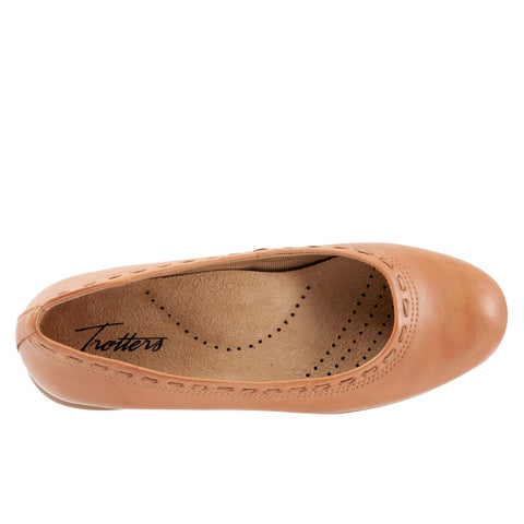 Trotters Dixie T2217-215 Womens Brown Extra Wide Leather Ballet Flats Shoes
