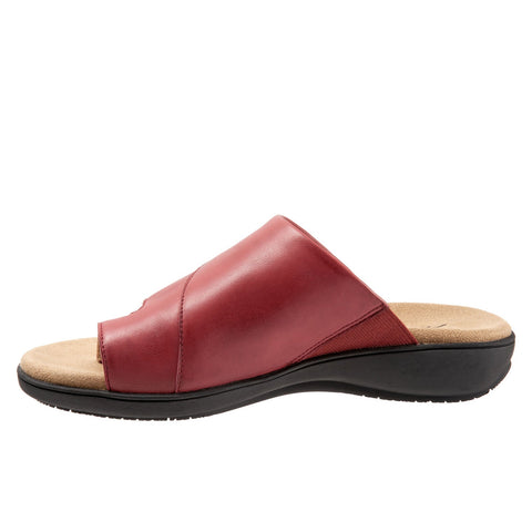 Trotters Regina T2231-601 Womens Red Extra Wide Leather Slides Sandals Shoes