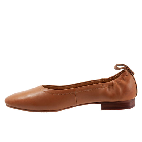 Trotters Gia T2252-215 Womens Brown Narrow Leather Ballet Flats Shoes