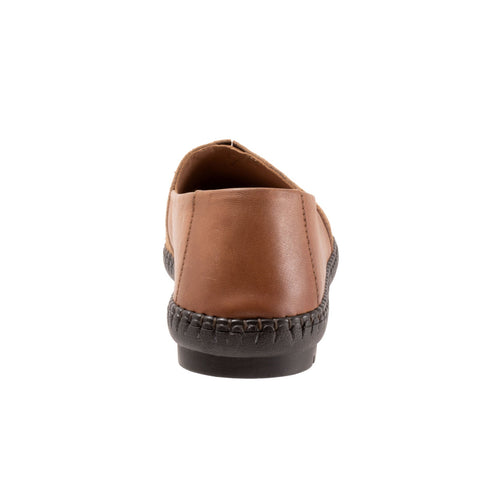 Trotters Ruby T2265-215 Womens Brown Leather Slip On Loafer Flats Shoes