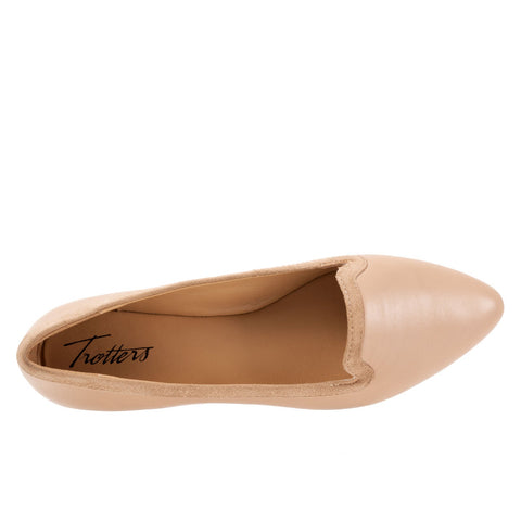 Trotters Hannah T2270-130 Womens Beige Leather Slip On Loafer Flats Shoes