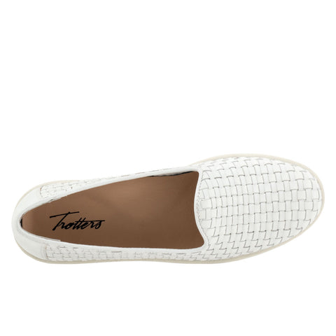 Trotters Adelina T2300-100 Womens White Extra Wide Loafer Flats Shoes