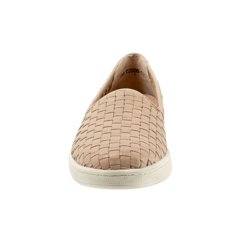 Trotters Adelina T2300-130 Womens Beige Leather Slip On Loafer Flats Shoes