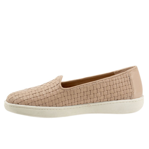 Trotters Adelina T2300-130 Womens Beige Leather Slip On Loafer Flats Shoes