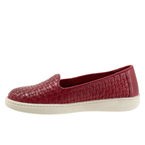 Trotters Adelina T2300-642 Womens Red Wide Leather Loafer Flats Shoes