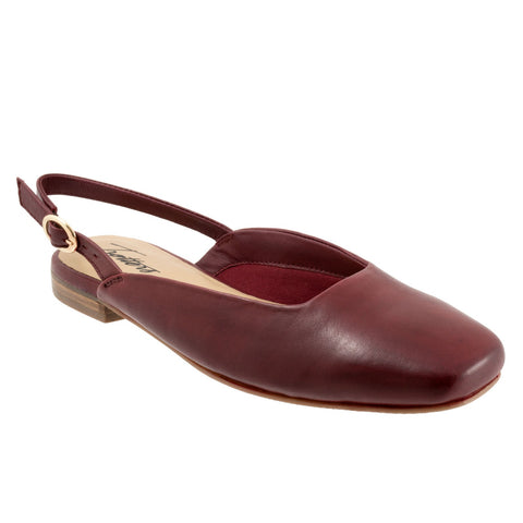 Trotters Holly T2307-642 Womens Red Narrow Leather Slingback Flats Shoes