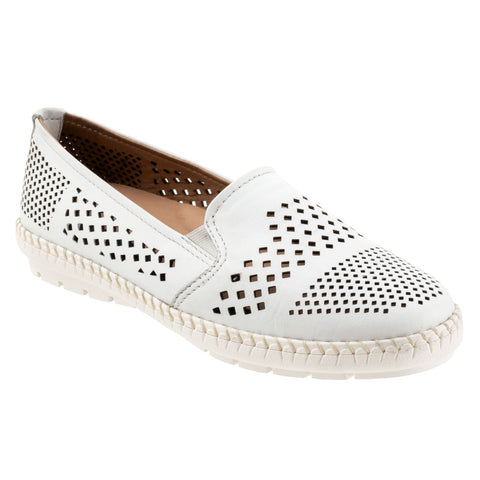 Trotters Royal T2319-100 Womens White Leather Slip On Loafer Flats Shoes