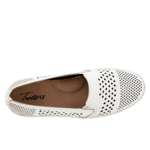 Trotters Royal T2319-100 Womens White Leather Slip On Loafer Flats Shoes