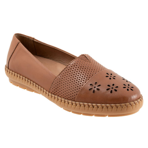 Trotters Ruby Perf T2320-215 Womens Brown Wide Leather Loafer Flats Shoes
