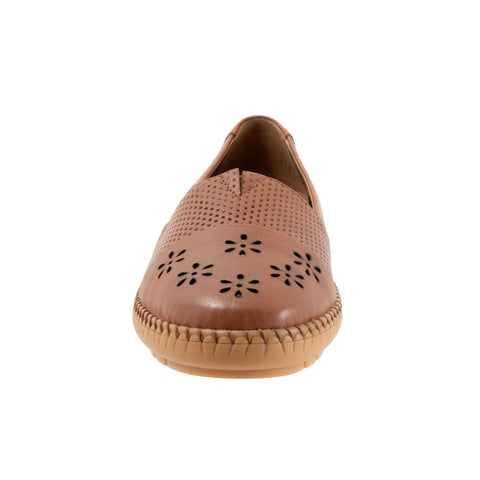 Trotters Ruby Perf T2320-215 Womens Brown Wide Leather Loafer Flats Shoes