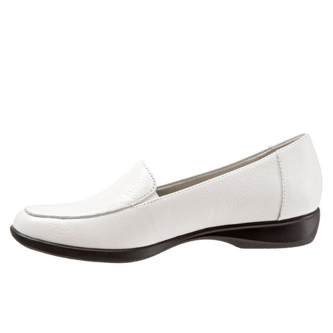 Trotters Jenn T9521-100 Womens White Wide Leather Slip On Loafer Flats Shoes