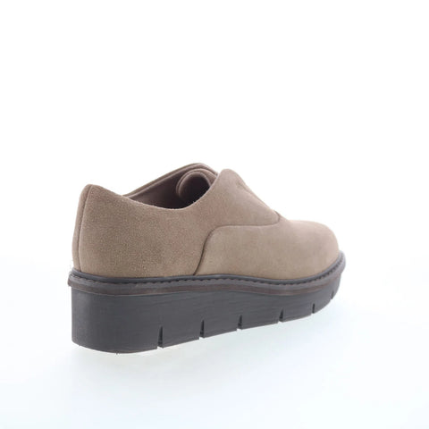 Clarks Airabell Sky 26168600 Womens Beige Suede Loafer Flats Shoes